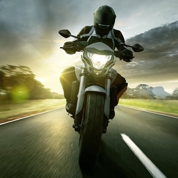 Listing_Benefits_Automotive_Motorbike_1406x884